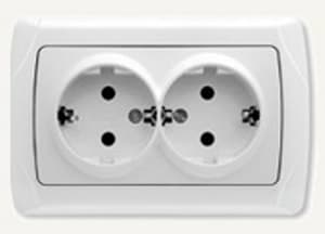 Priza dubla euro Carmen OPAQUE alba