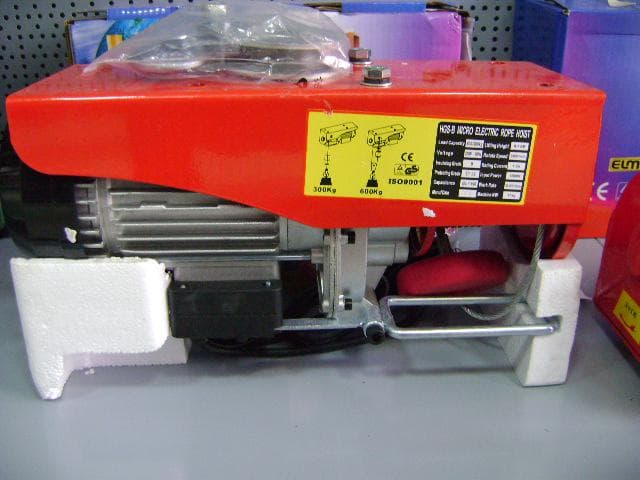 Electropalan PA600A 1.2kW 220V 300-600kg 12/6 M 10/5 m/min