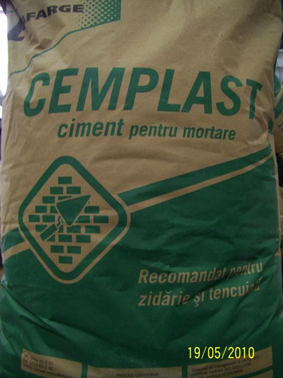 Ciment CEMPLAST in saci paletizat (40kg)
